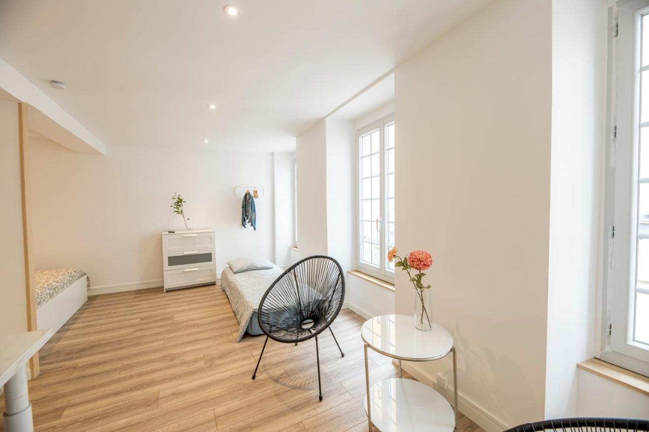 Quartier Du Chateau, Superbe Appartement Avec Parking Pau Eksteriør bilde