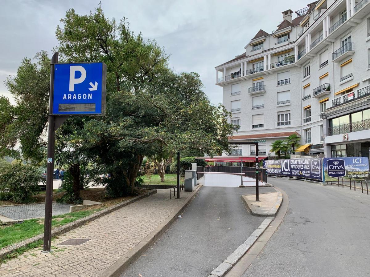 Quartier Du Chateau, Superbe Appartement Avec Parking Pau Eksteriør bilde